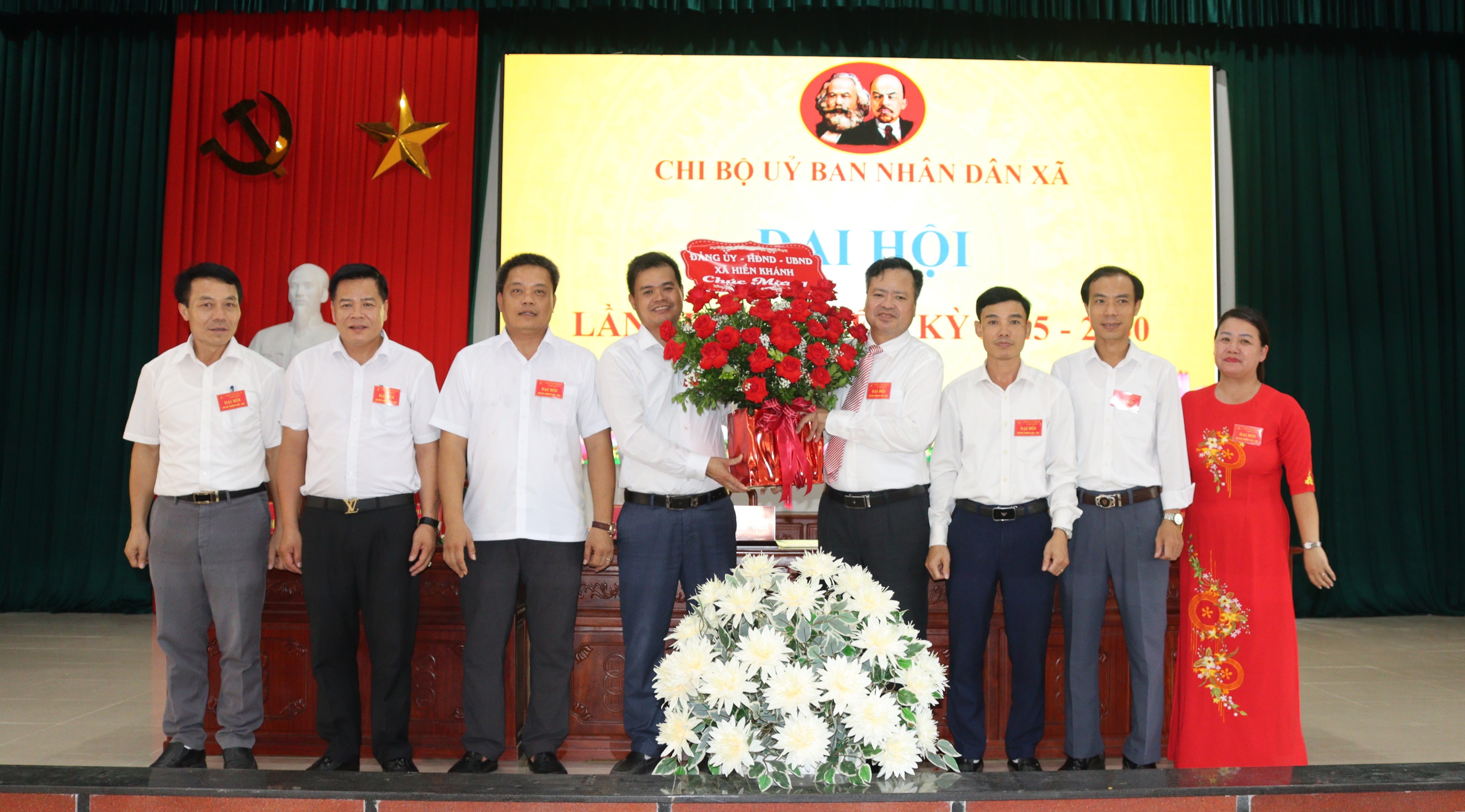 Đại hội Chi bộ UBND xã Hiển Khánh lần thứ nhất nhiệm kỳ 2025- 2030